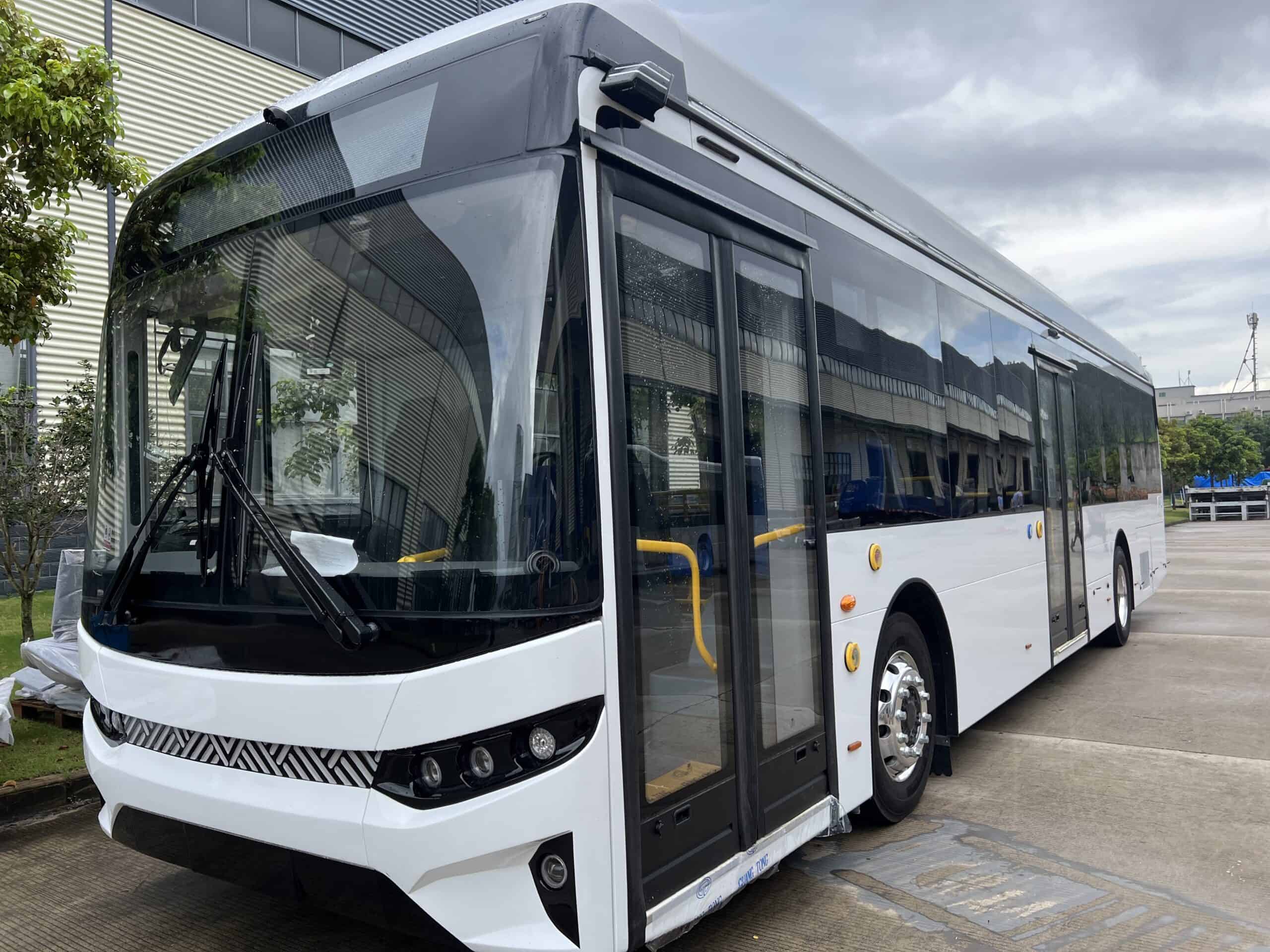 Challenger Electric Low Floor Bus front 3 4